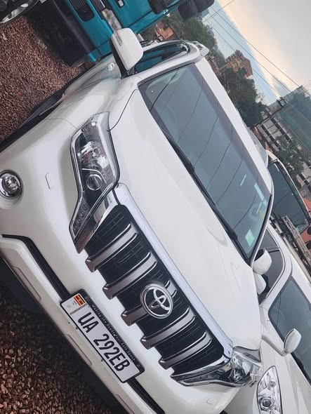 A picture of Toyota Land Cruiser Prado tx diesel 2017 model 0757913971