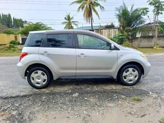 A picture of TOYOTA IST NAMBA D PIGA 255 714 550 592 255
