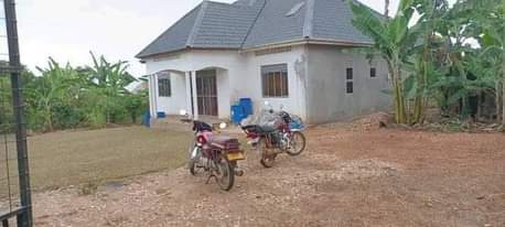 A picture of Country home at Busiika