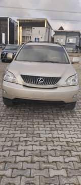 A picture of Lexus Rx 300 2001 model Engine and gear and Ac