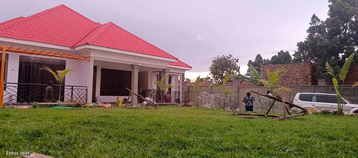A picture of BRAND NEW 5BEDROOMS BUNGALOW IN KASANGATI AT UGX470M