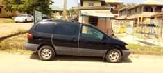 A picture of Toyota sienna