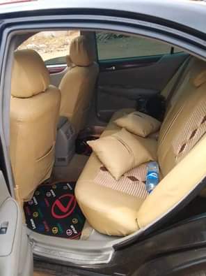 A picture of Es300 very sharp Everything is working perfectly Engine is sound