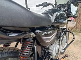A picture of Boxer 125