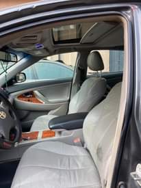 A picture of clean Toyota spider 2010