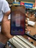 A picture of iPhone 11 Pro Max 256GB at 1.65m
