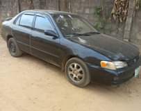 A picture of Corolla 2000 model okerejuwelo
