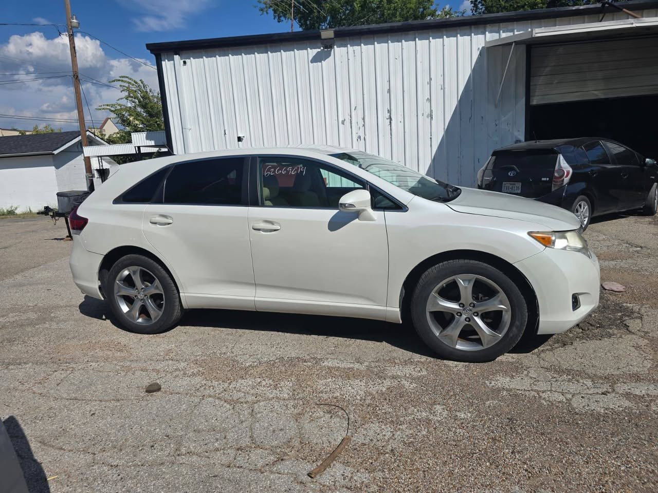 A picture of foreign used toyota venza 2014 full option for sale