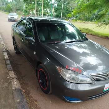 A picture of Toyota Camry 2004 model