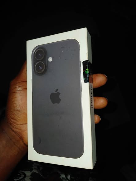A picture of Brand new iphone 16 5G 128gb 8gb ram Pay on