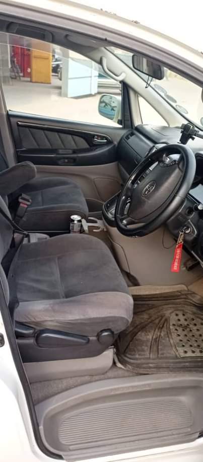 A picture of Alphard with 2az engine perfect pressure free buy and drive