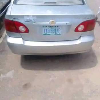 A picture of Toyota Corolla 2004
