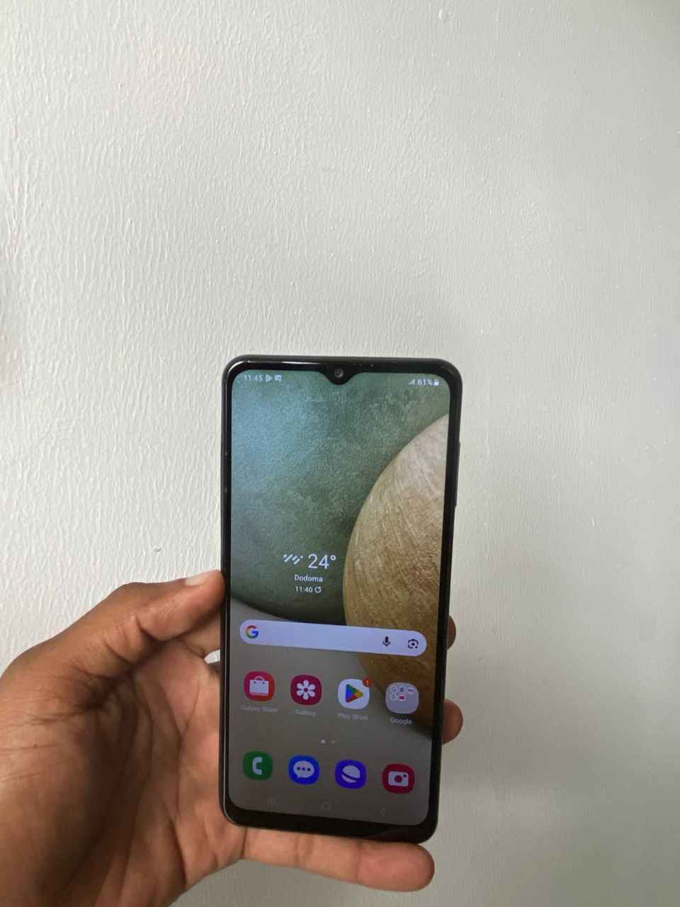 A picture of SAMSUNG GALAXY A12