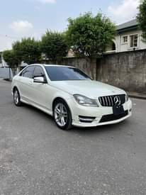 A picture of Super clean Mercedes Benz 2012