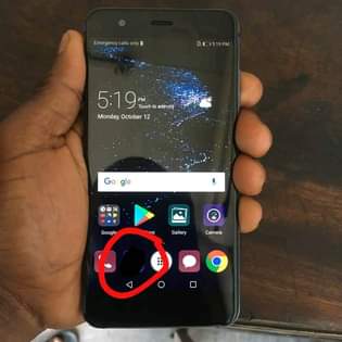 A picture of Huwawei p10