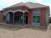 A picture of Izu irikugurishwa iherereye nyaruguga