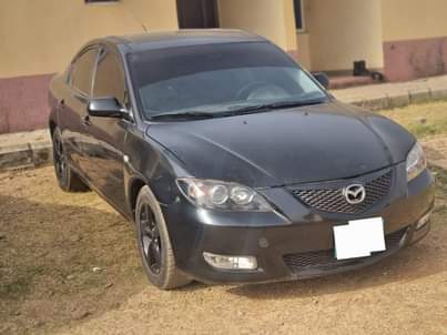 A picture of Very sweet 2005 Mazda 3