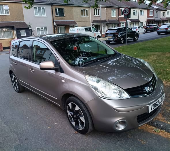 nissan note