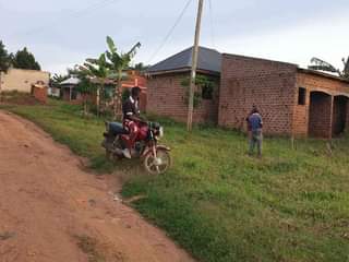 A picture of House on Quick sale at 13m negotiable located at kavule