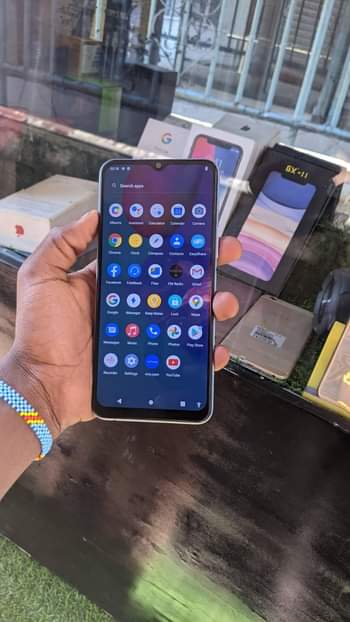 A picture of Vivo y20i