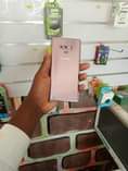 A picture of Samsung note 9