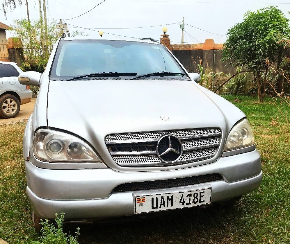 A picture of ML 320 Benz petrol engine 2004 at 11 5m negotiable
