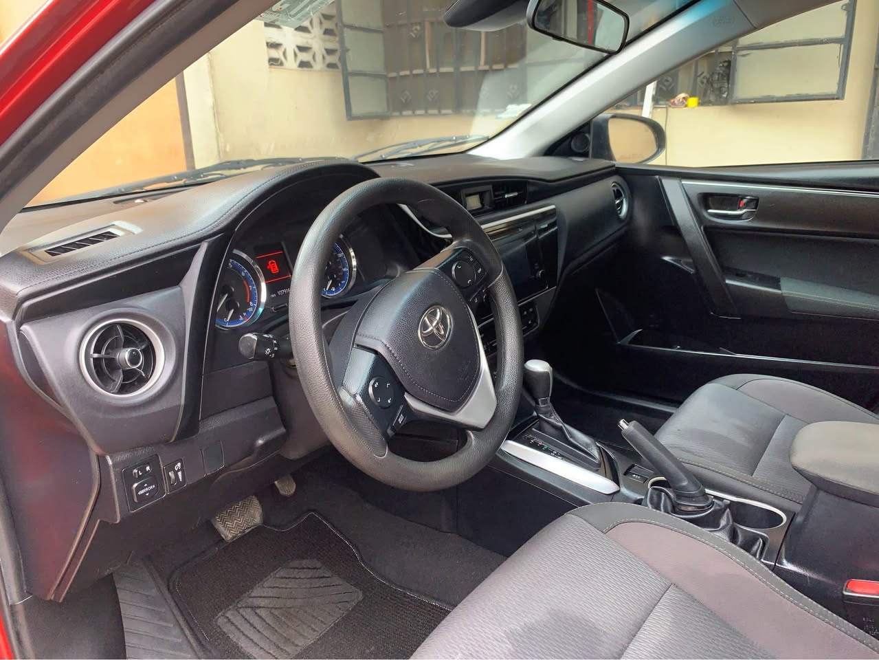 A picture of  DIRECT FOREIGN USED 2017 TOYOTA COROLLA