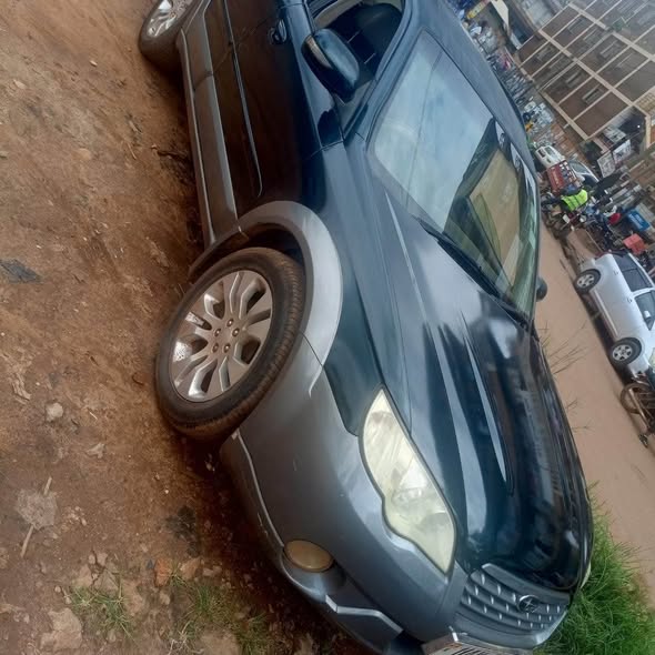 A picture of SUBARU LEGACY 9m 0771331553