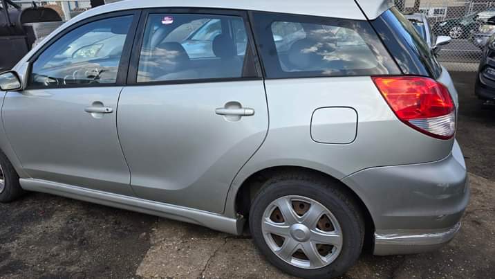 A picture of 2004 Toyota Matrix XR Sport Wagon 4D