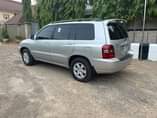 A picture of SUPER CLEAN NIGERIAN USED TOYOTA HIGHLANDER 2005 MODEL 3 Rows