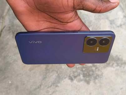 A picture of Vivo y22 64gb