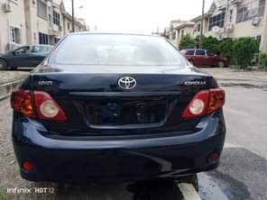 A picture of Toyota Corolla le 2012 Color Black Properly Used from new
