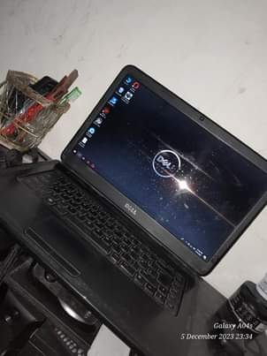A picture of Dell inspiron 5050 130