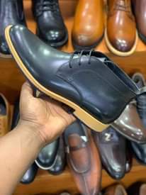 A picture of Boot shoes