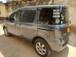 A picture of Toyota Sienta