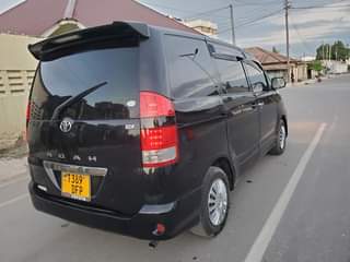 A picture of NOAH NEW SHAPE HAINA tatizo lolote price 8 8ml call