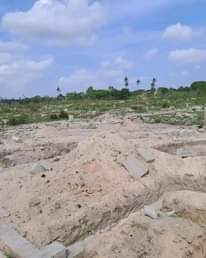 A picture of MBAGALA CHAMAZI MBANDE kwa LAKI300 000 UNATANGULIZA 0675695111