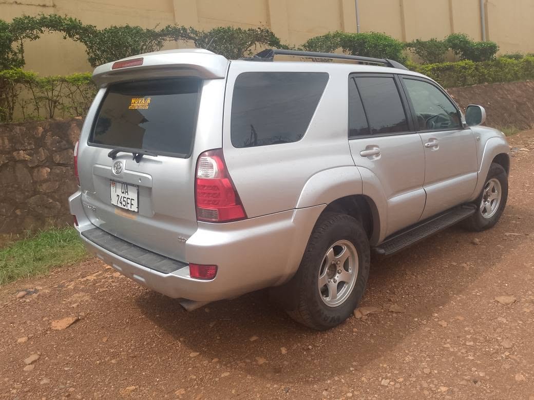 A picture of Toyota Surf Petrol Engine For Sale 0787181703 0704482571 Call Whatsapp