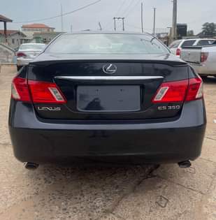 A picture of UNREGISTERED LEXUS ES350 2009