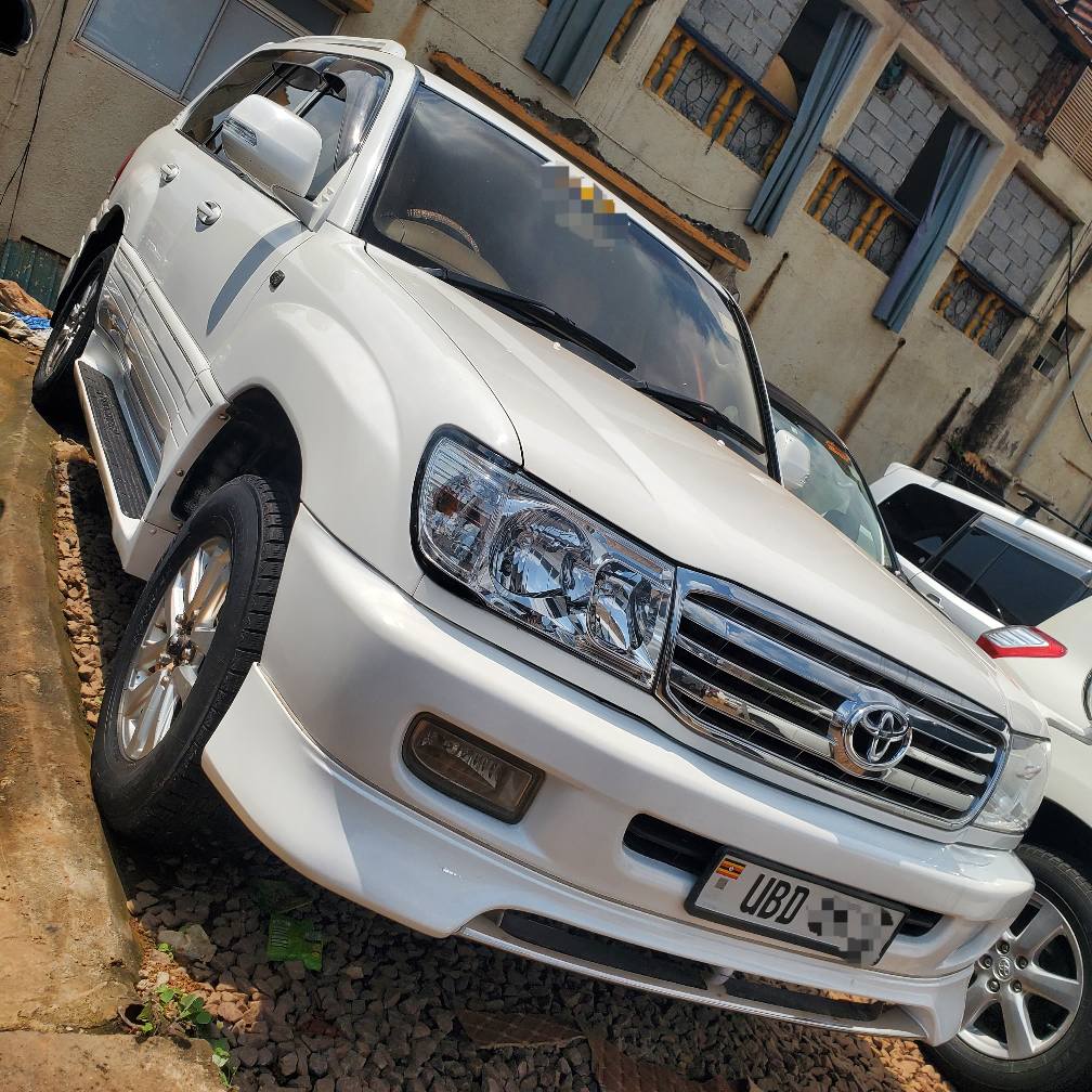 A picture of V8 2002 55M