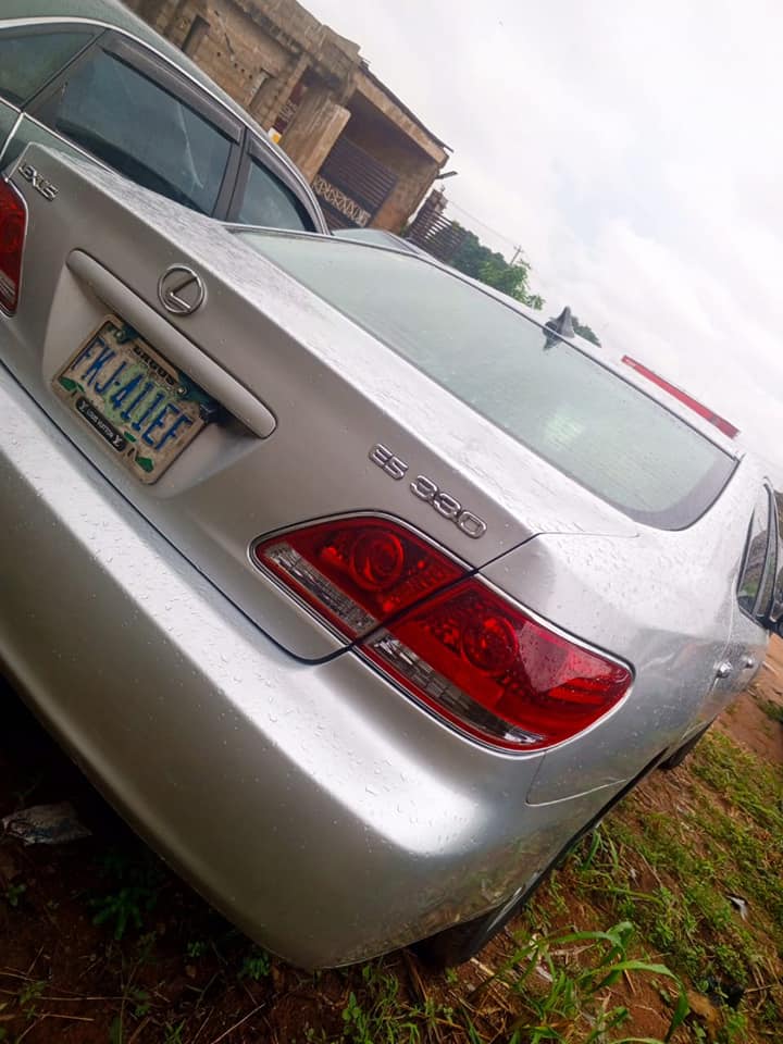 A picture of Neatly used Lexus Es 330 2005 model... Engine gear AC