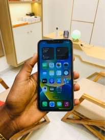A picture of IPHONE 11 PLAIN