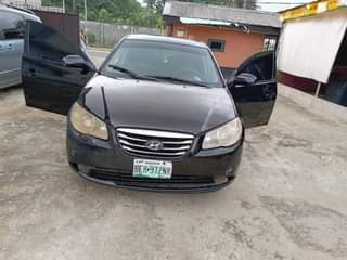 A picture of Hyundai Elantra 2008