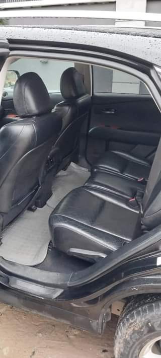 A picture of Lexus RX350 2011 model