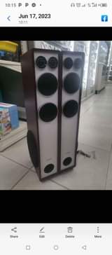 speakers