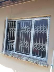 A picture of Glass and Aluminium