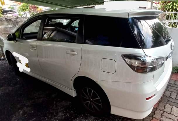 used toyota wish