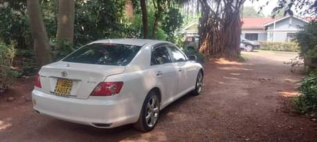 A picture of Toyota markx 18m