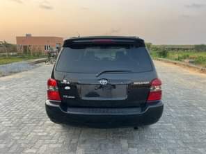A picture of This is astonishing clean Toyota Highlander 2007 model 3 weeks