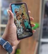 A picture of IPHONE XR